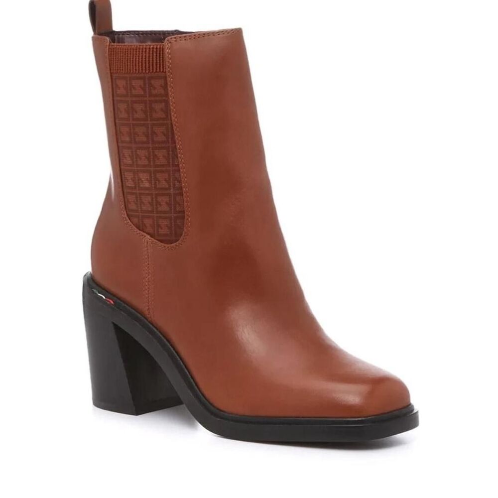 Paula Franco Sarto Brown leather ankle boot